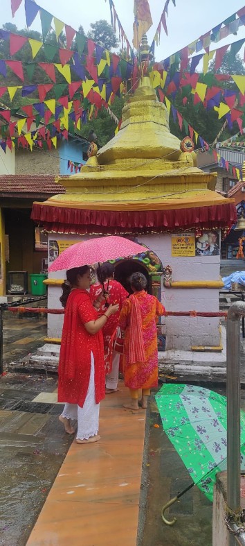 Ashapureshwor Mahadev near Doleshwor Mahadev